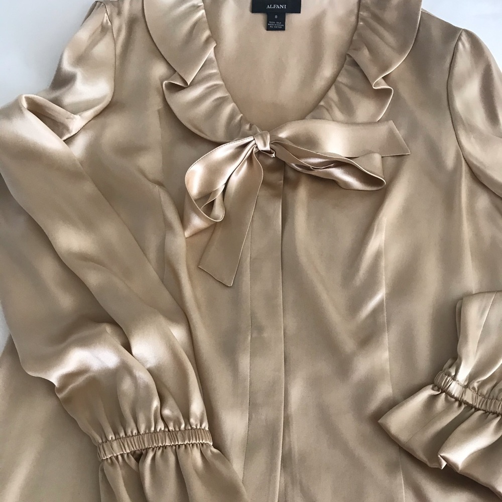 Blouse - Picture 2 of 2